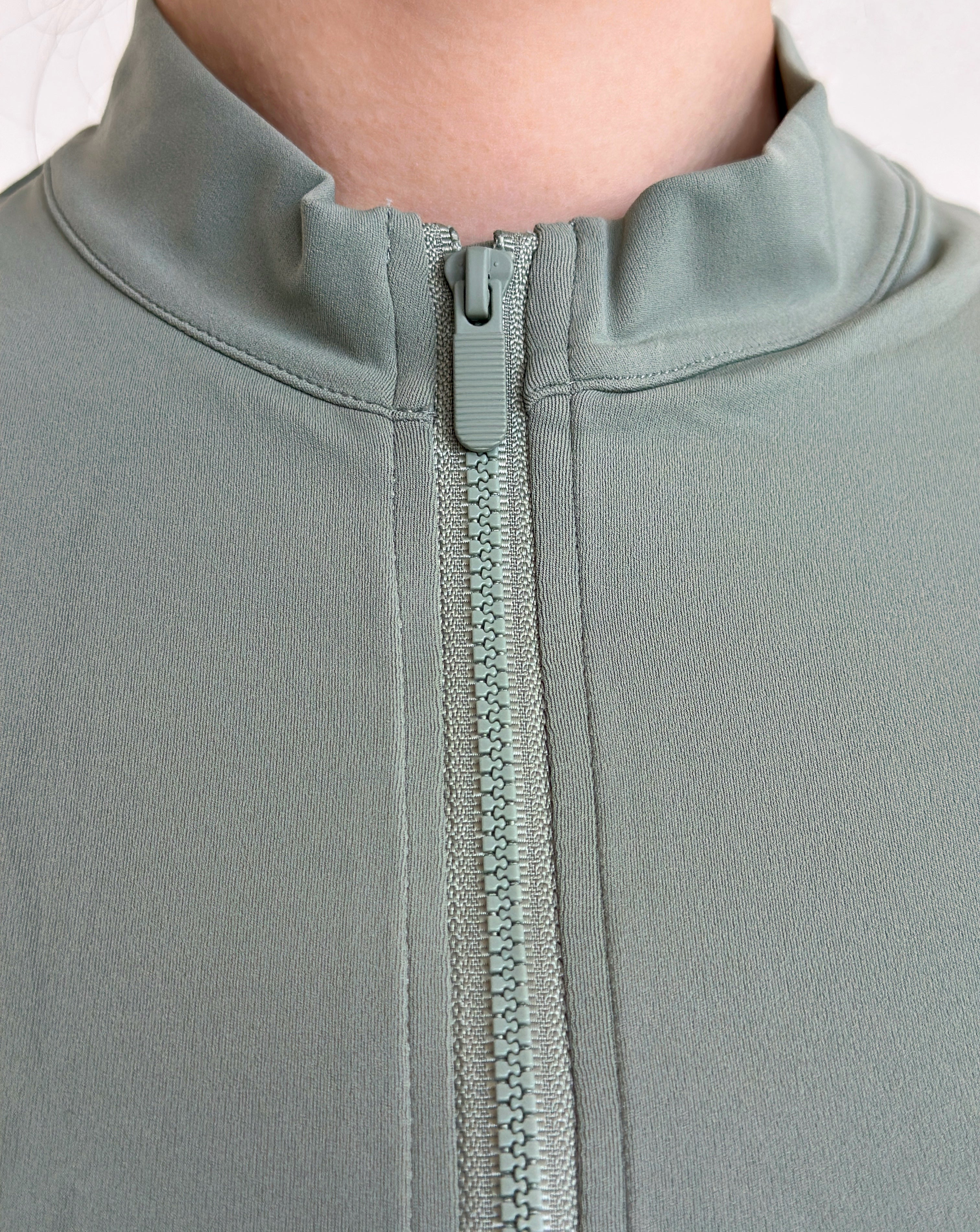 Комплект топ + кофта + велосипедки Gera 7106 7109 7110