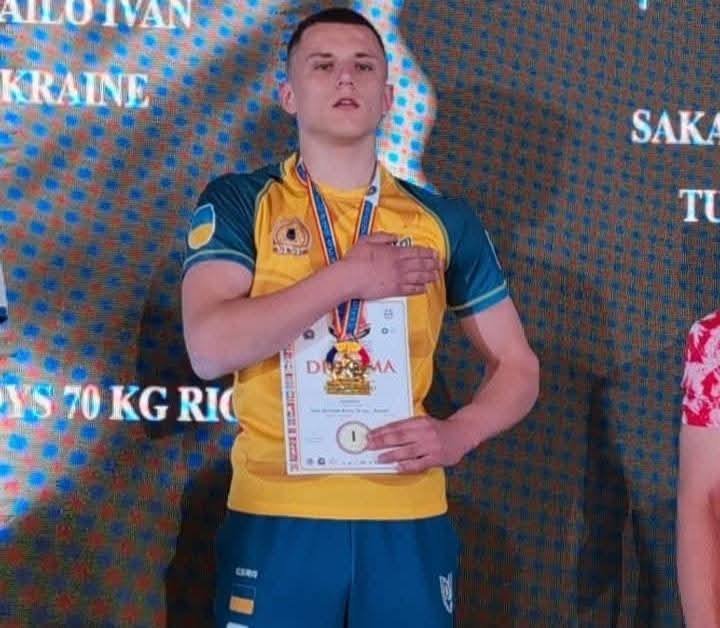Українська збірна з армрестлінгу тріумфує на Чемпіонаті Європи 2025 в Румунії!